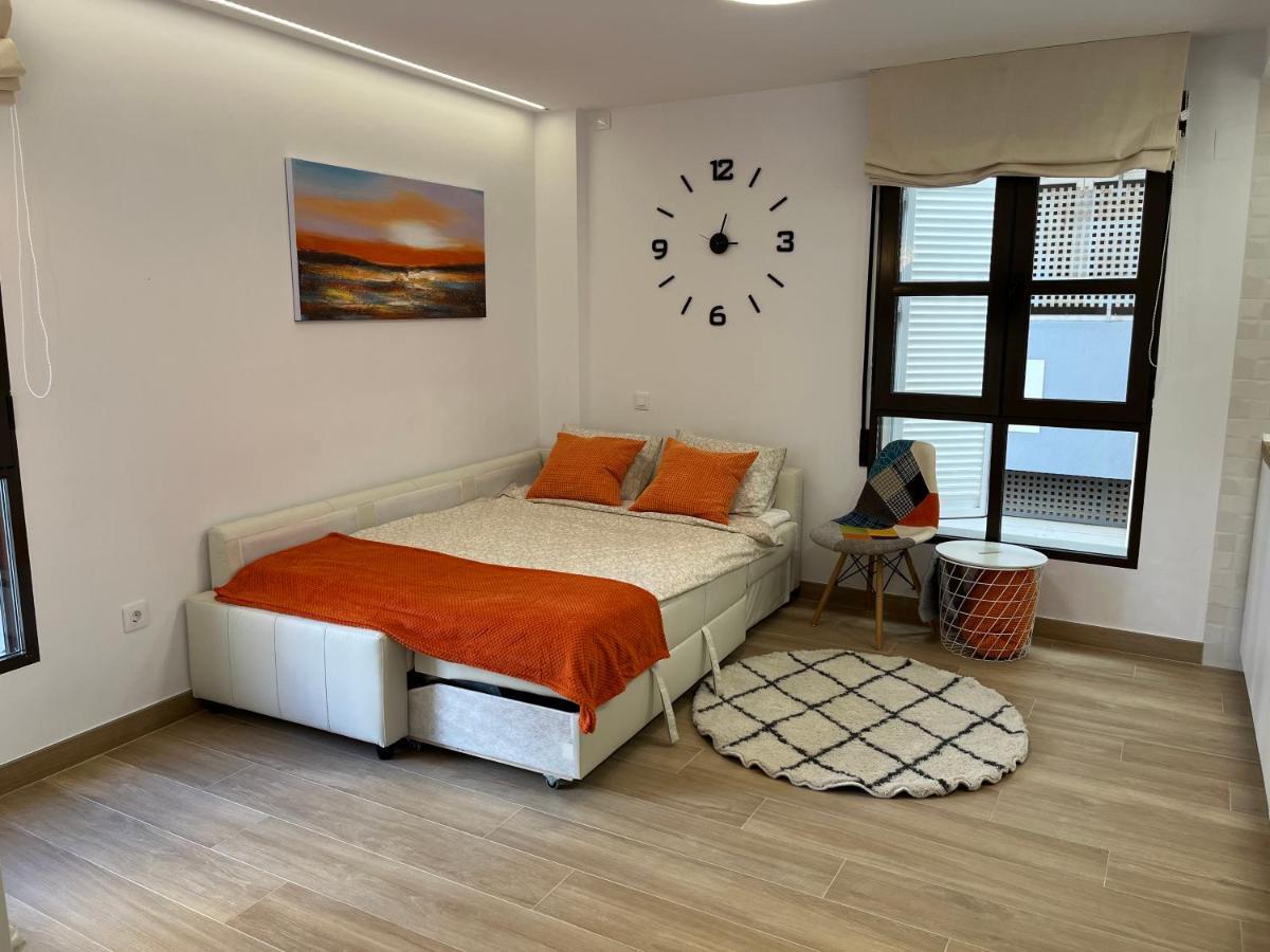 Alicante Beach Apartment Luaran gambar